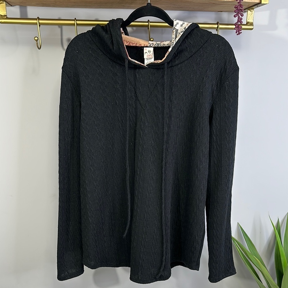 7th Ray Black Hooded Sweatshirt Casual Top (Available Sizes S,M,L,XL)